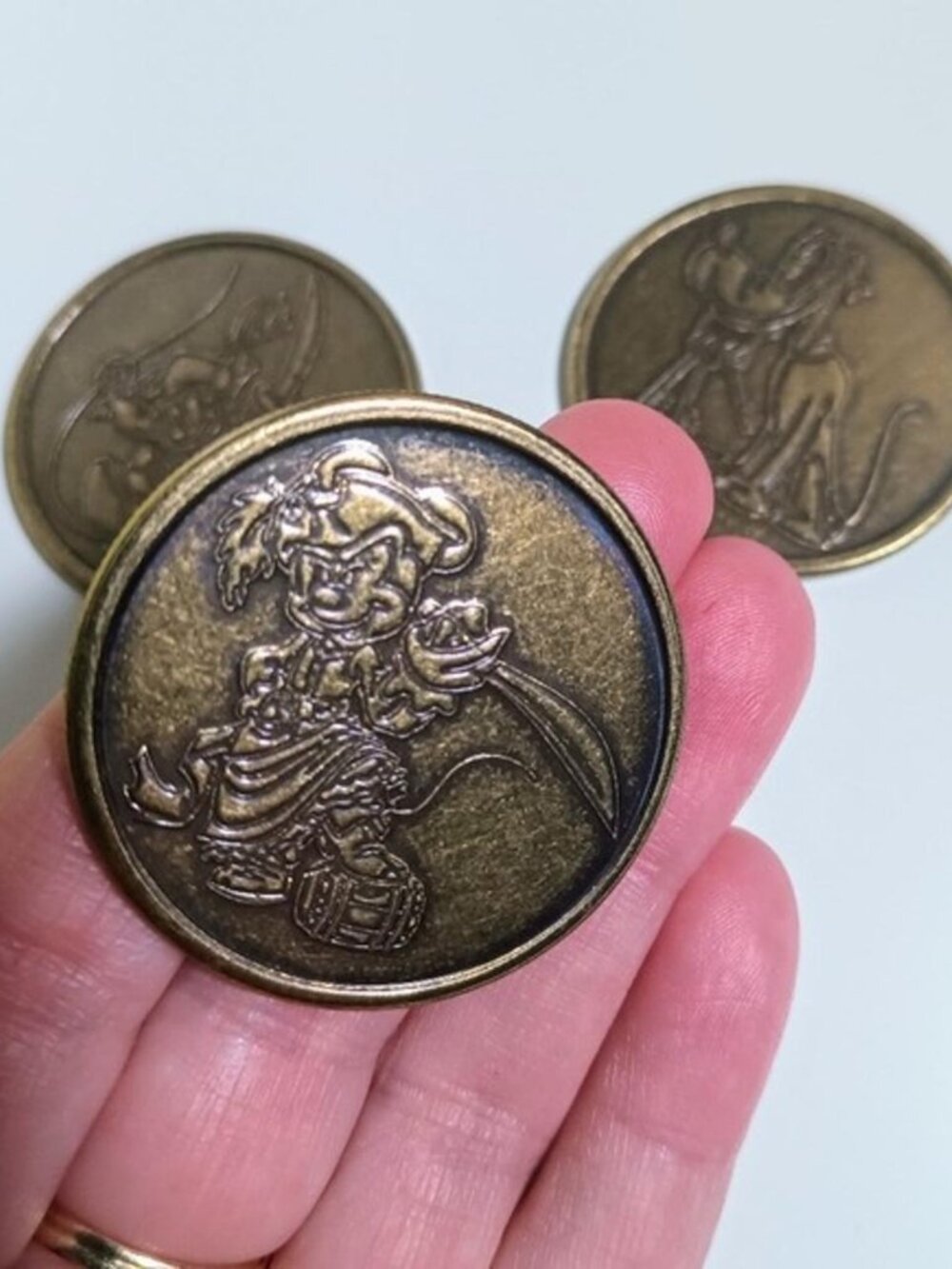 Disneyland Medallions Coins Pirates Of The Caribbean Theme Mickey Minnie